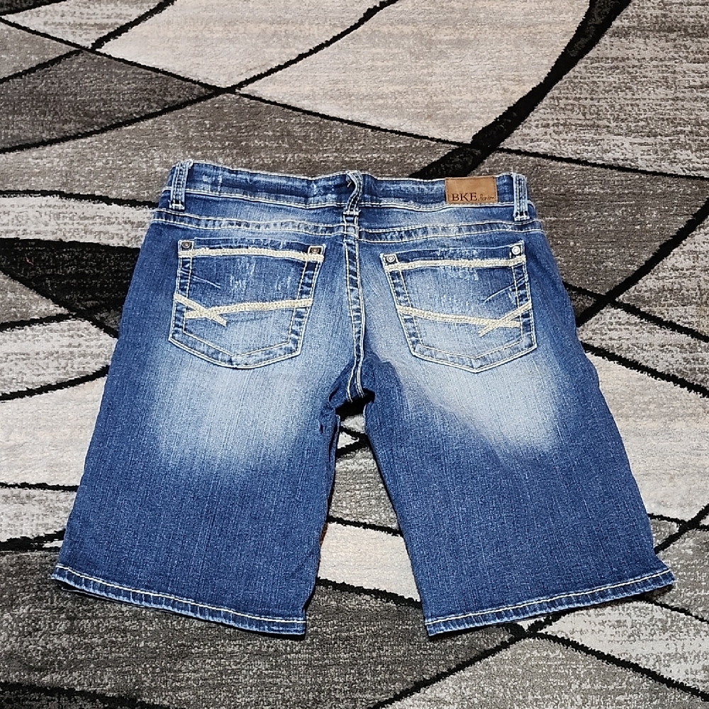 BKE STELLA EMBROIDERED BERMUDA DENIM JEAN SHORTS